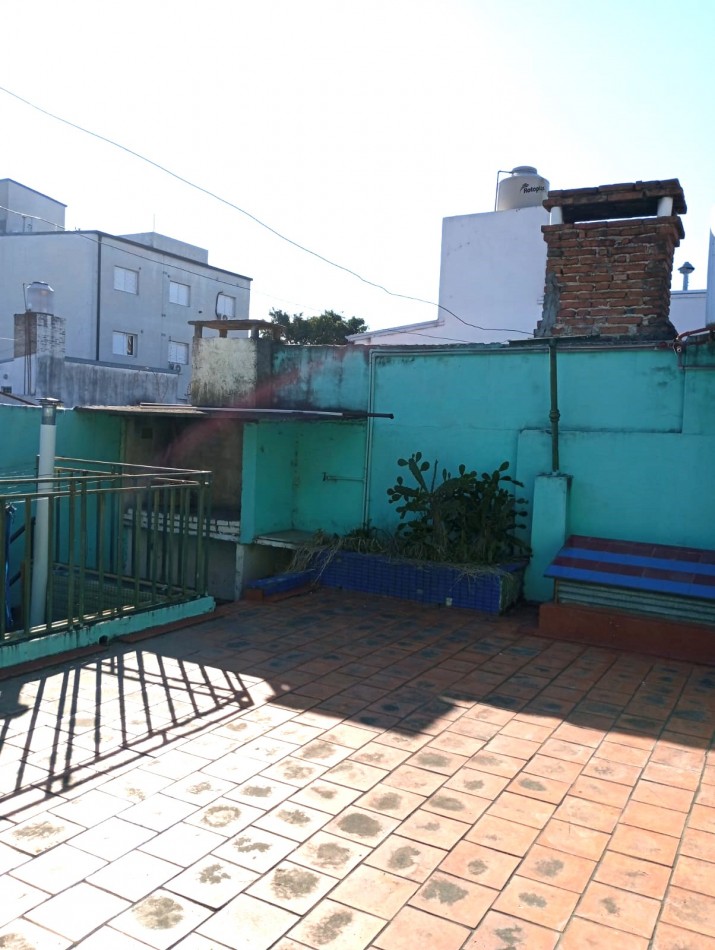  Casa con dos dormitorios entre boulevares en Santa Fe capital