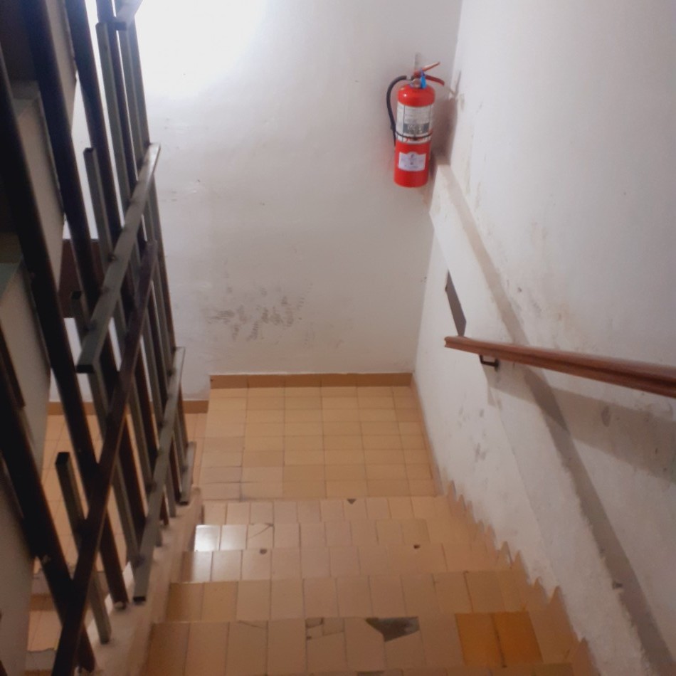 Departamento al frente  con dos dormitorios en venta en zona sur !