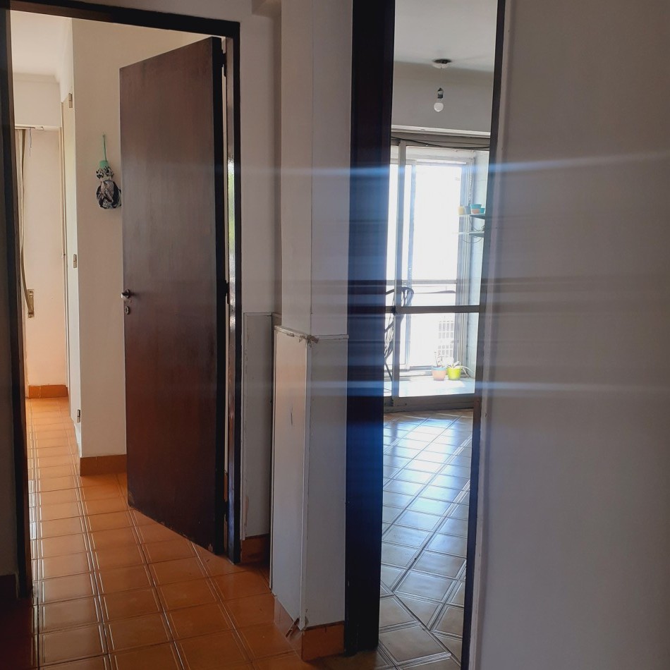 Departamento al frente  con dos dormitorios en venta en zona sur !